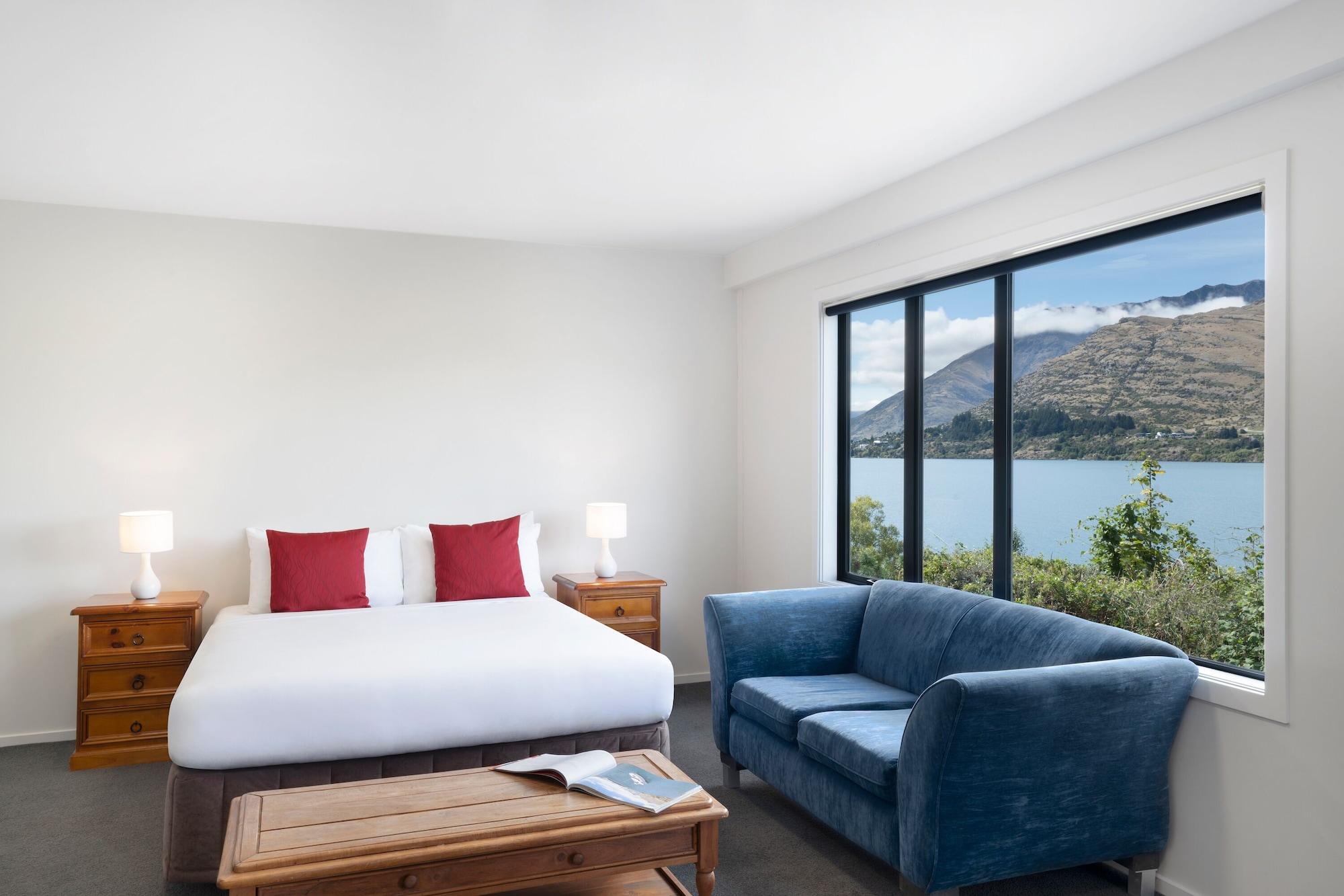 Mantra The Point Aparthotel Queenstown Exterior photo