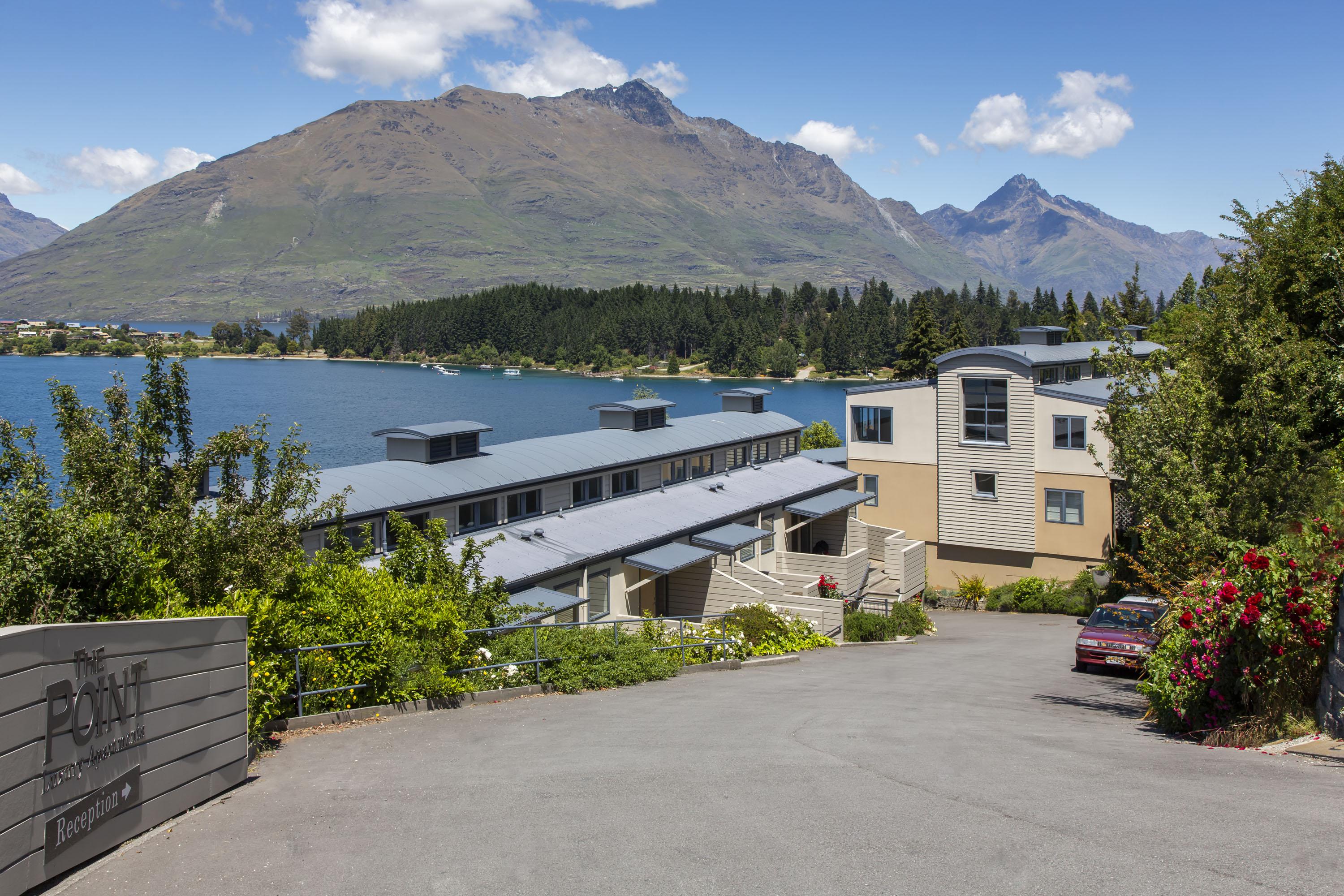 Mantra The Point Aparthotel Queenstown Exterior photo