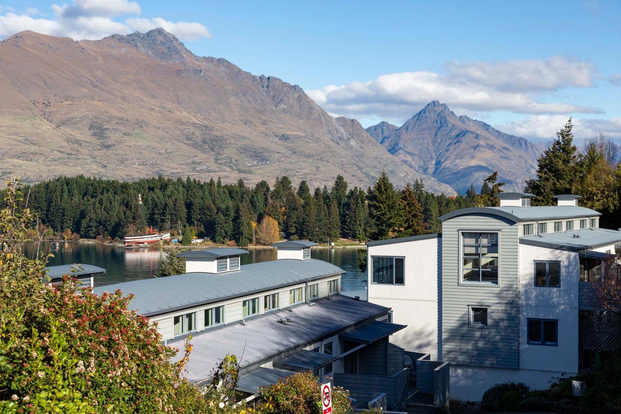 Mantra The Point Aparthotel Queenstown Exterior photo