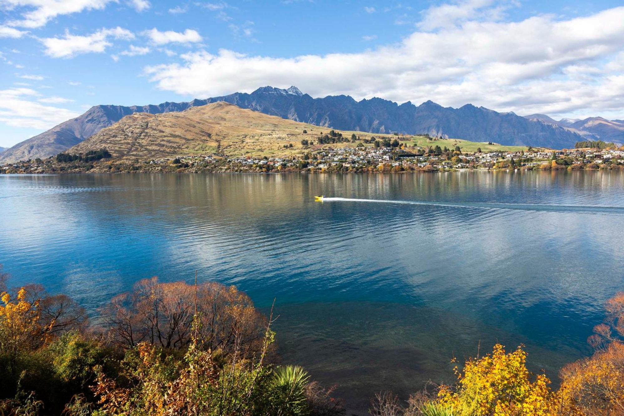 Mantra The Point Aparthotel Queenstown Exterior photo