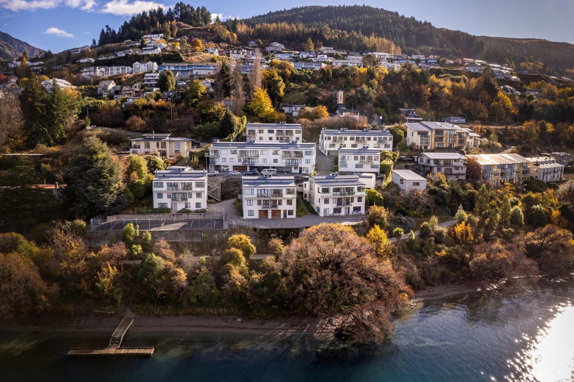 Mantra The Point Aparthotel Queenstown Exterior photo